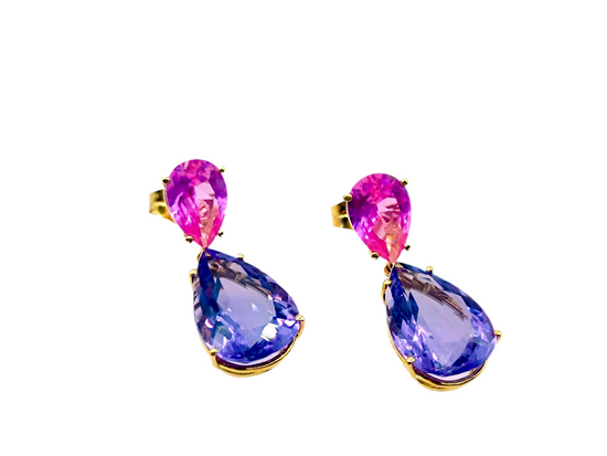 Pendientes de oro amarillo con rosas de francia y amatistas