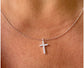 Cruz oro blanco diamantes t/brill. 0,12 ct. Si1H 17 x 11 mm.