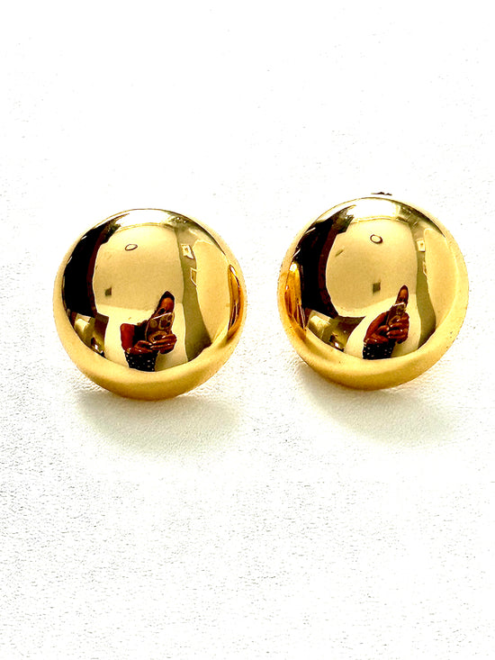 Pendientes botones dorados