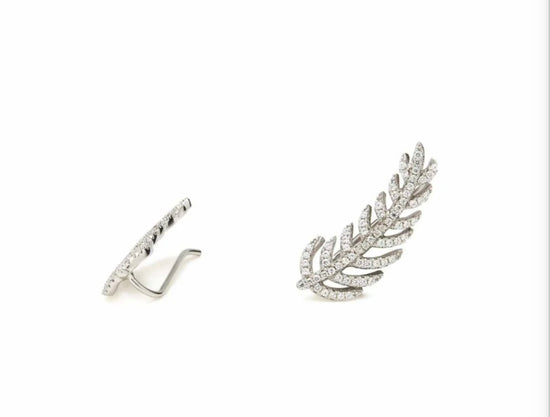 Pendientes trepadores de plata y circonitas con forma de hoja