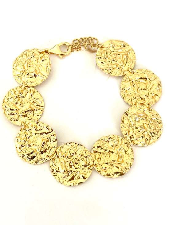 Pulsera de plata dorada con círculos martelé